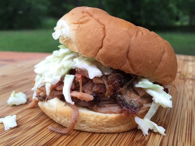 Pulled pork with slaw