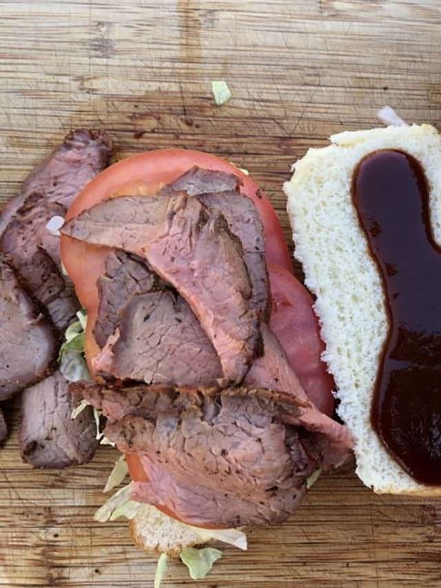 cropped-Smoked-Tri-Tip-Sandwich-with-Traeger-BBQ-Sauce-1.jpg